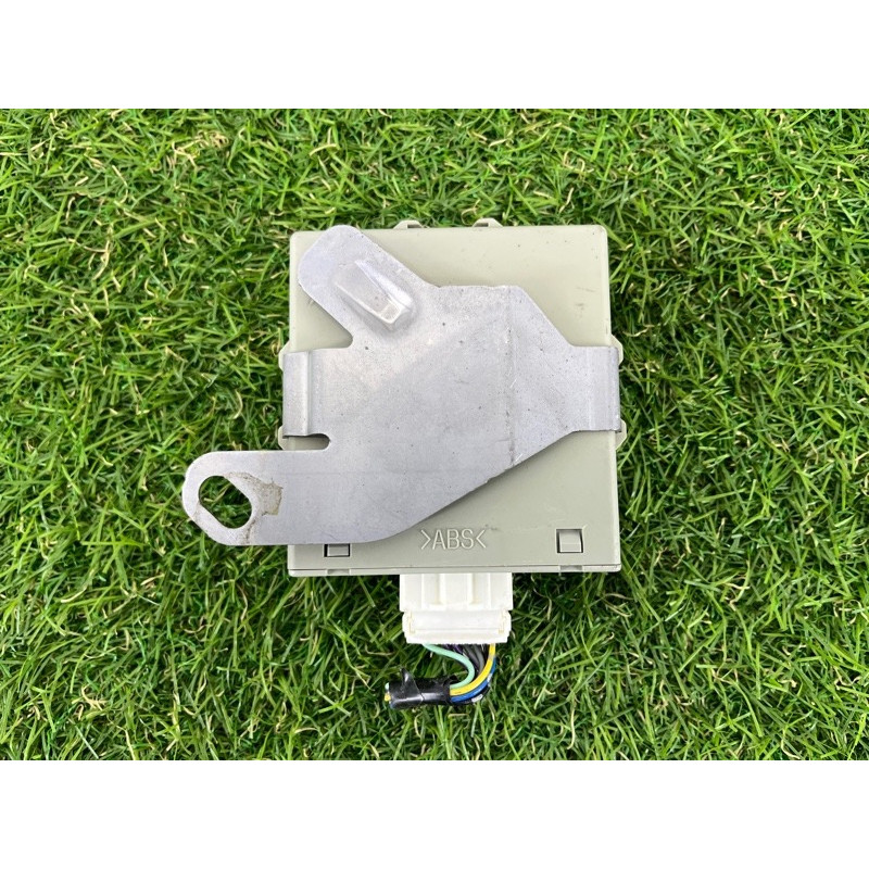 Блок управления полным приводом (электрика / блок управления) Mitsubishi Outlander XL CW 8631A417