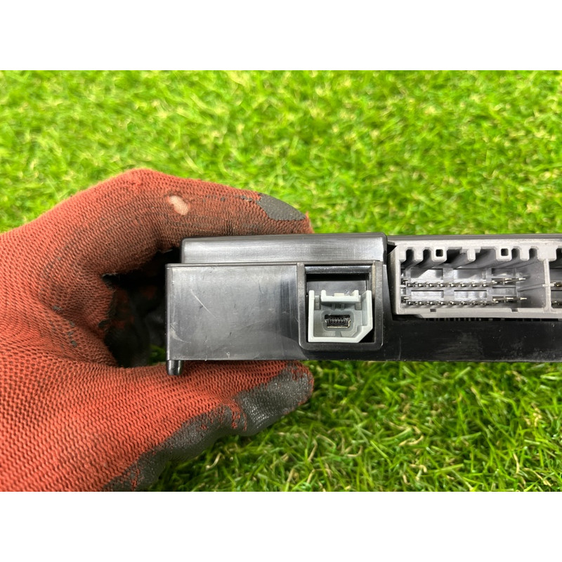 Блок Bluetooth (электрика / блок управления) Jeep Patriot MK74 2012 2.4 68104903ab