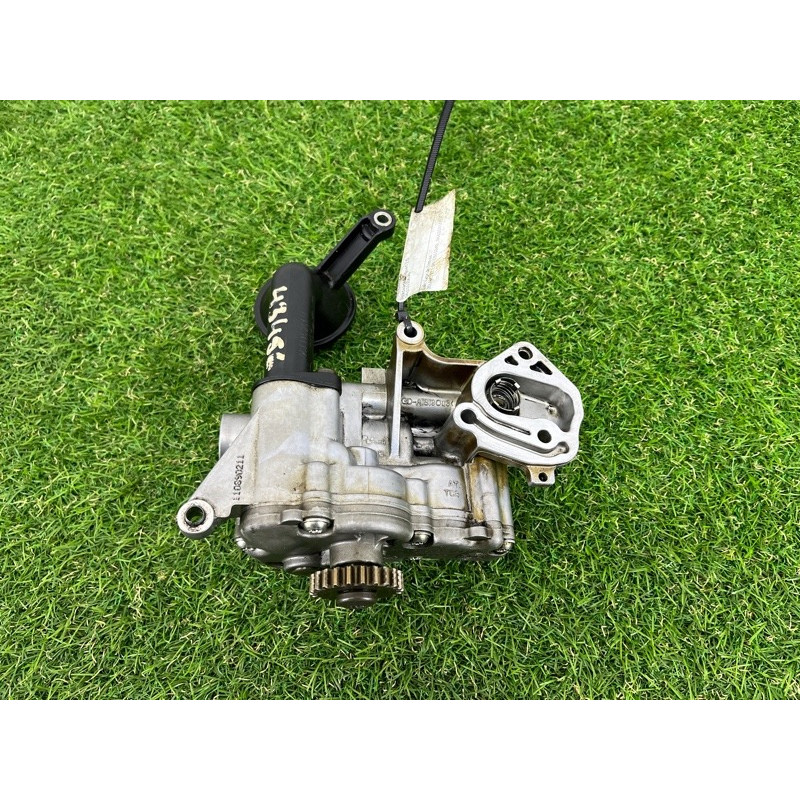 Маслонасос (двигатель и элементы) Volkswagen Tiguan 5N 2.0 06j115106ab