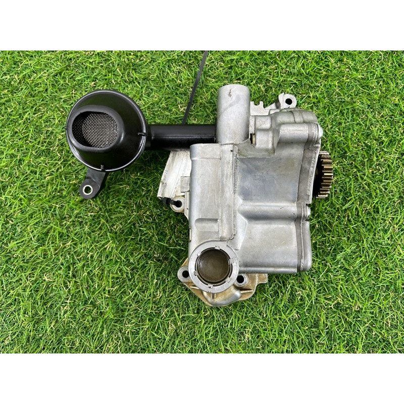 Маслонасос (двигатель и элементы) Volkswagen Tiguan 5N 2.0 06j115106ab