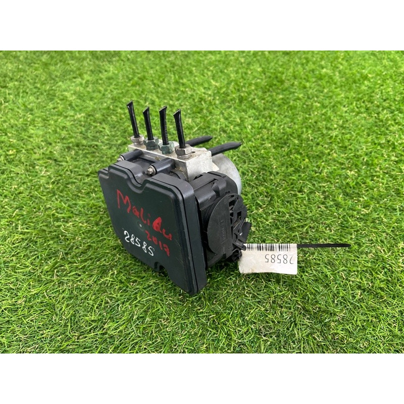 Блок abs (тормозная система) Chevrolet Malibu 9 2017 2265106527