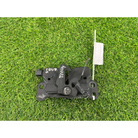 Замок капота