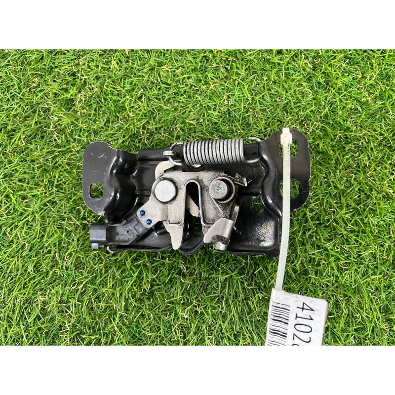 Замок капота (кузов и элементы) Dodge Durango WD 2015 5.7 HEMi 4589688AE