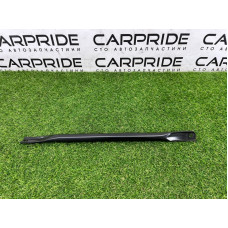 Распорка передней панели