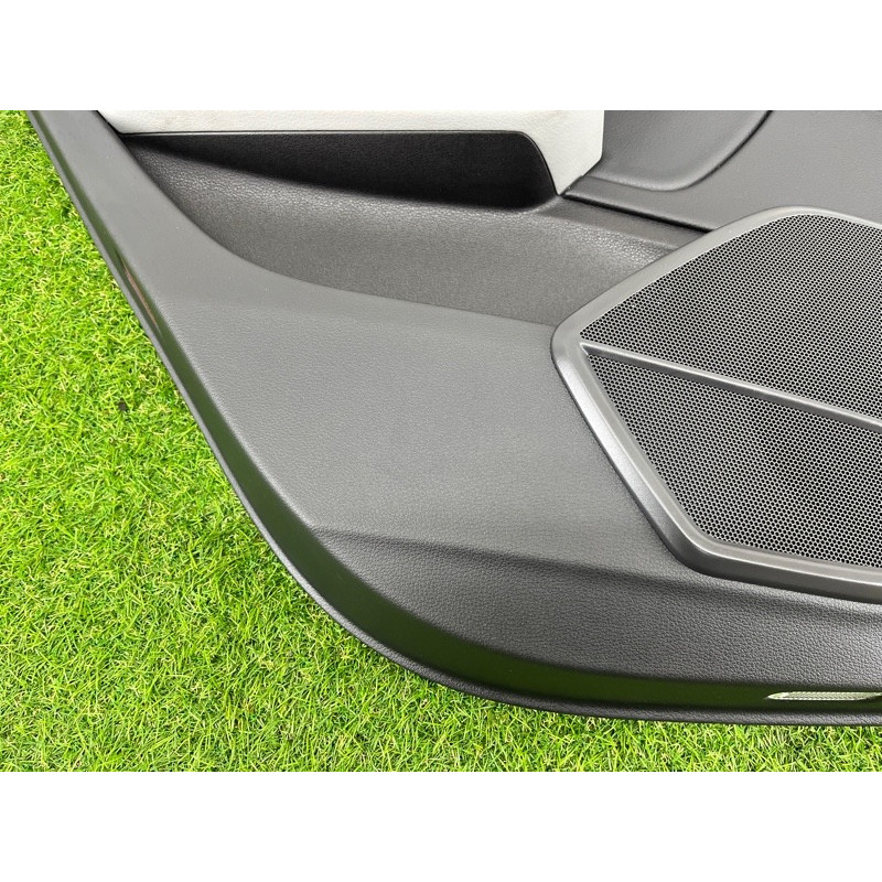 Дверная карта (салон) AUDI Q5 FY 2018 2.0 TFSI DAYB 80A867303LWFA