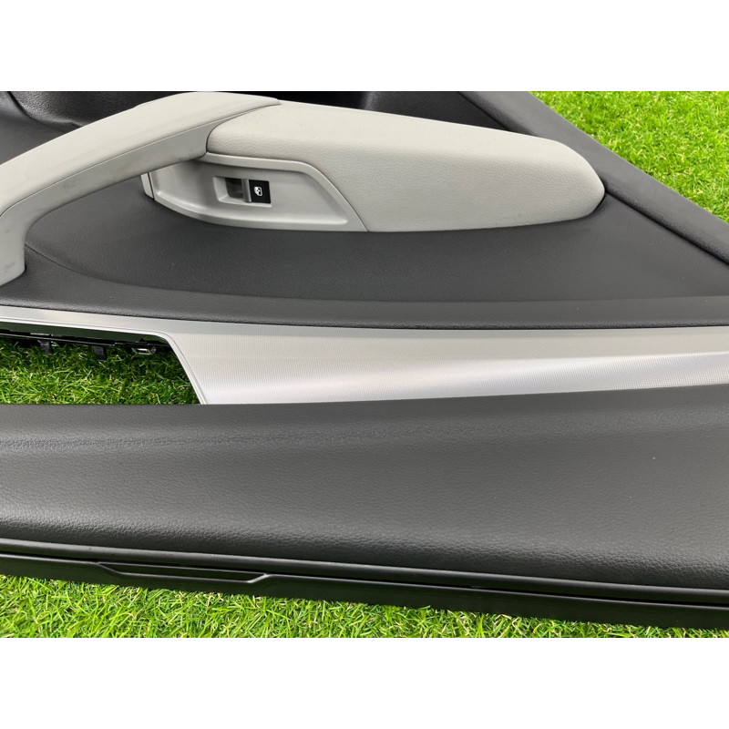 Дверная карта (салон) AUDI Q5 FY 2018 2.0 TFSI DAYB 80A867303LWFA