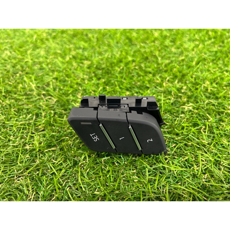 Кнопка памяти сидения (электрика / кнопки) AUDI Q5 FY 2018 2.0 TFSI DAYB 80A959769