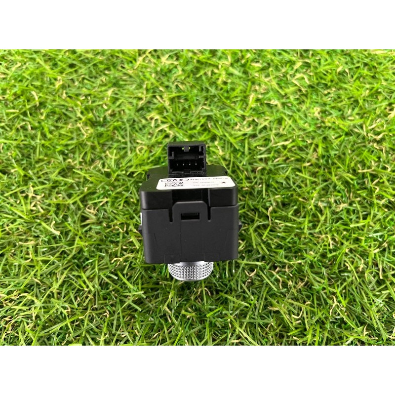 Кнопка регулировки зеркала (электрика / кнопки) AUDI Q5 FY 2018 2.0 TFSI DAYB 4M0959565Q