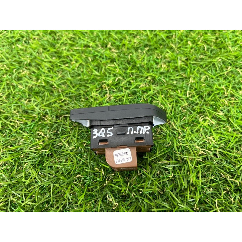 Кнопка блокировки центрального замка (электрика / кнопки) AUDI Q5 FY 2018 2.0 TFSI DAYB 80C9621085PR