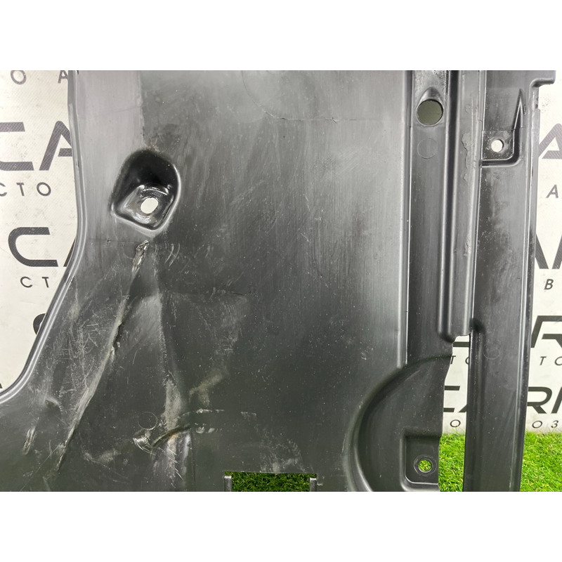 Захист днища (кузов і елементи) AUDI Q5 FY 2018 2.0 TFSI DAYB 80A825216A