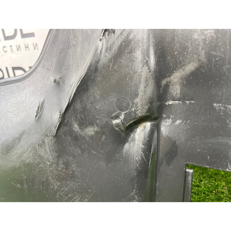 Захист днища (кузов і елементи) AUDI Q5 FY 2018 2.0 TFSI DAYB 80A825216A