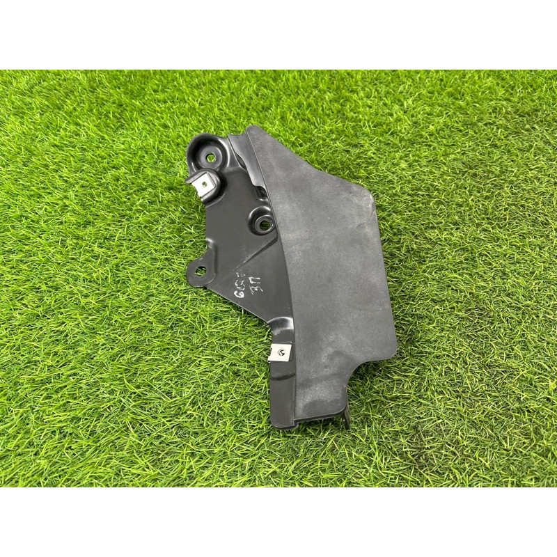 Брызговик (кузов и элементы) AUDI Q7 4M 2018 3.0 TFSi 4M0854816F