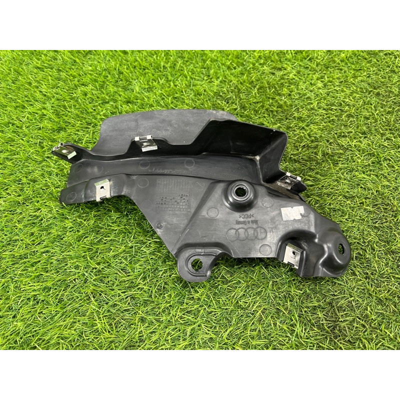 Брызговик (кузов и элементы) AUDI Q7 4M 2018 3.0 TFSi 4M0854816F