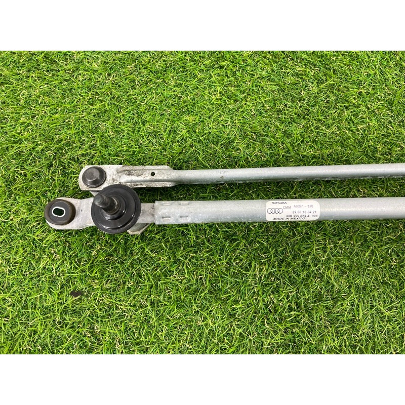 Трапеція склоочисників (кузов і елементи) AUDI Q5 FY 2018 2.0 TFSI DAYB 80B955023A