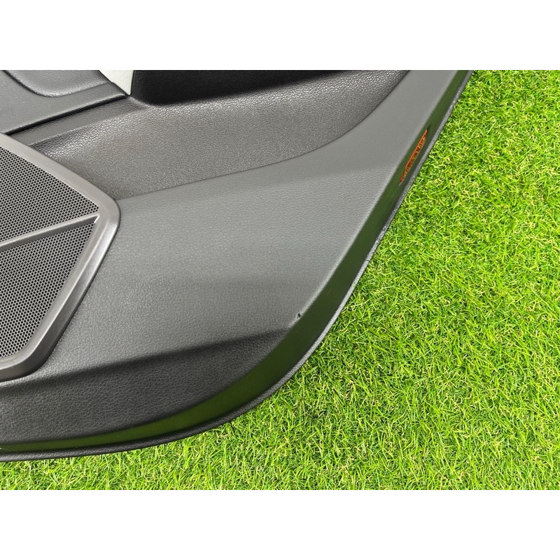 Дверная карта (салон) AUDI Q5 FY 2018 2.0 TFSI DAYB 80A867304LWFA