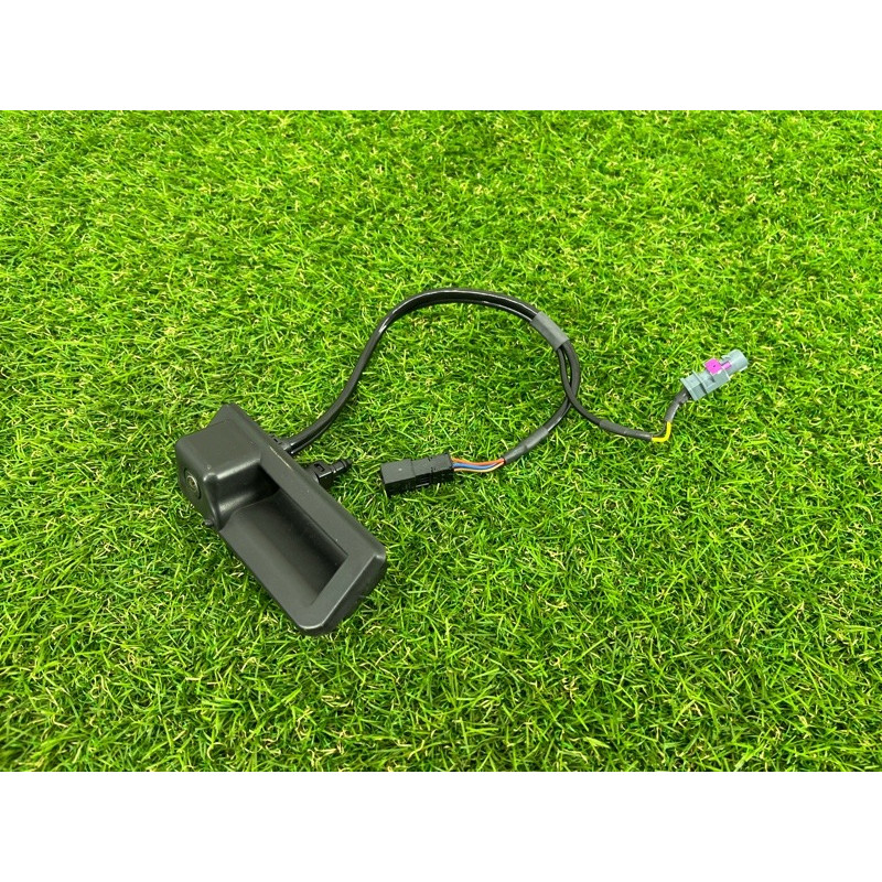 Кнопка открывания крышки багажника (электрика / кнопки) AUDI Q5 FY 2018 2.0 TFSI DAYB 8W8827566E