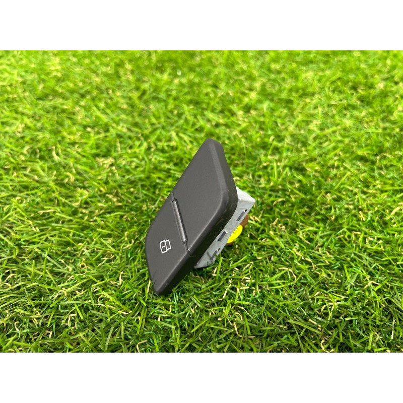 Кнопка блокировки центрального замка (электрика / кнопки) AUDI Q5 FY 2018 2.0 TFSI DAYB 80A9621085PR