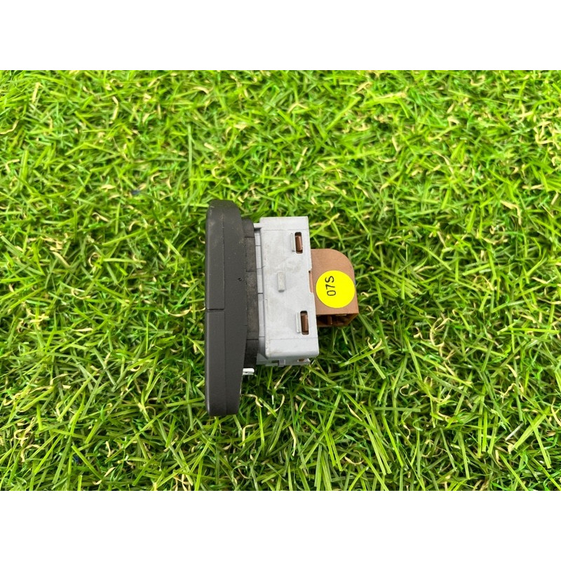 Кнопка блокировки центрального замка (электрика / кнопки) AUDI Q5 FY 2018 2.0 TFSI DAYB 80A9621085PR