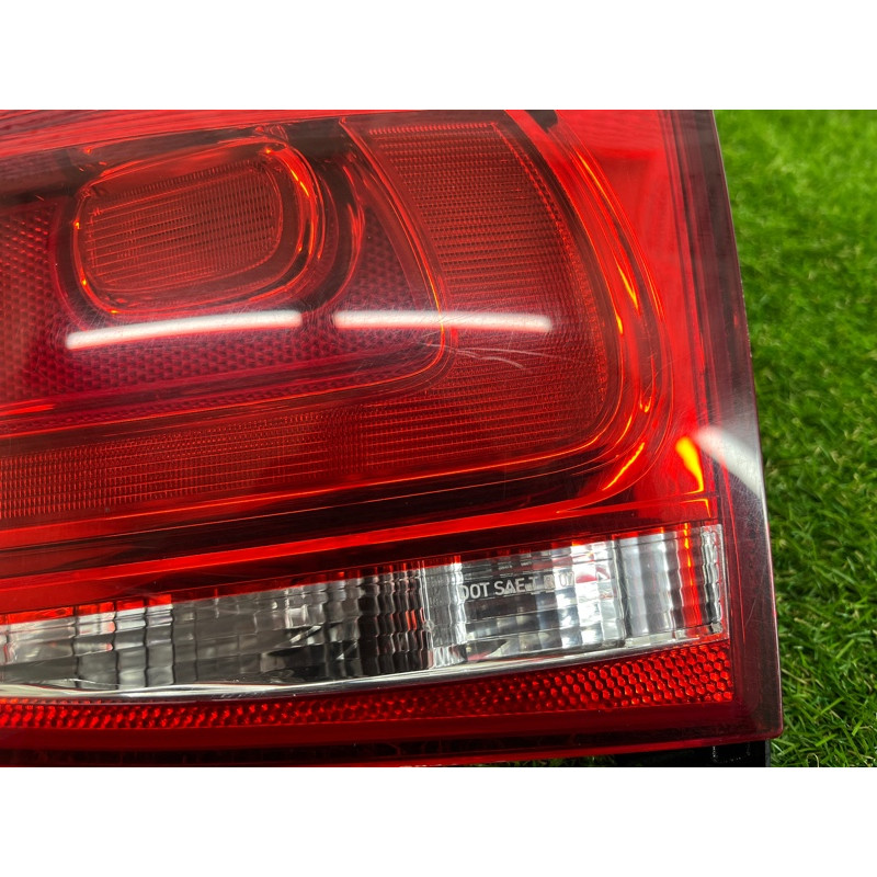 Задний фонарь (оптика) Volkswagen Touareg NF 2011 3.0 CASA 7P6945094C