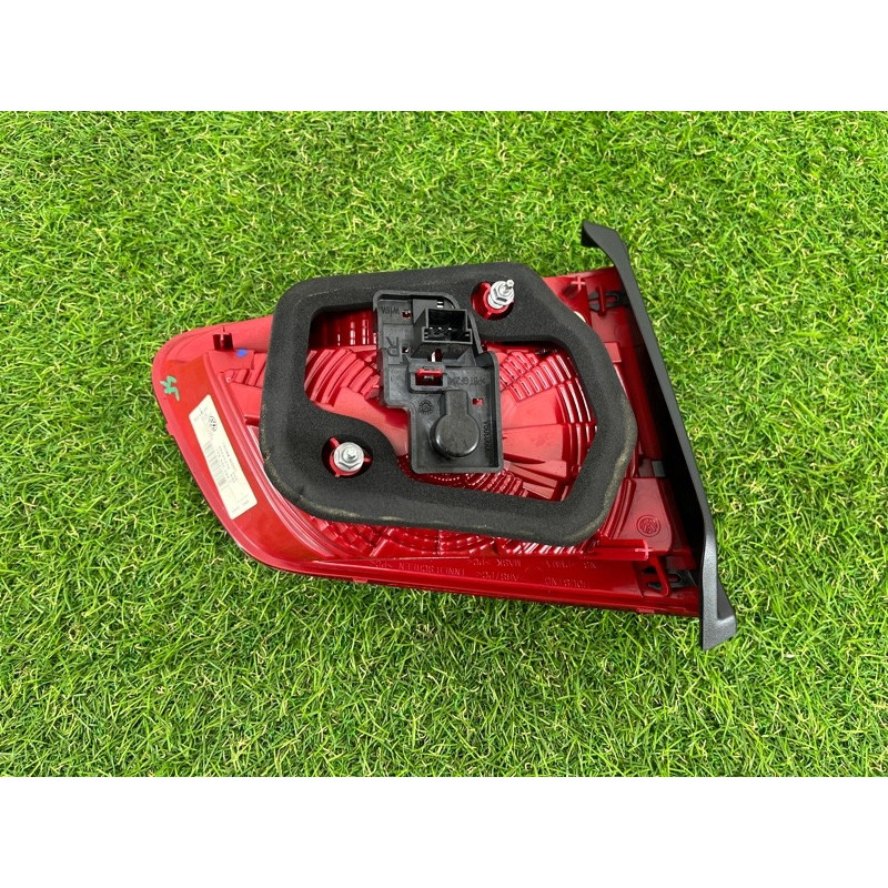 Задний фонарь (оптика) Volkswagen Touareg NF 2011 3.0 CASA 7P6945094C