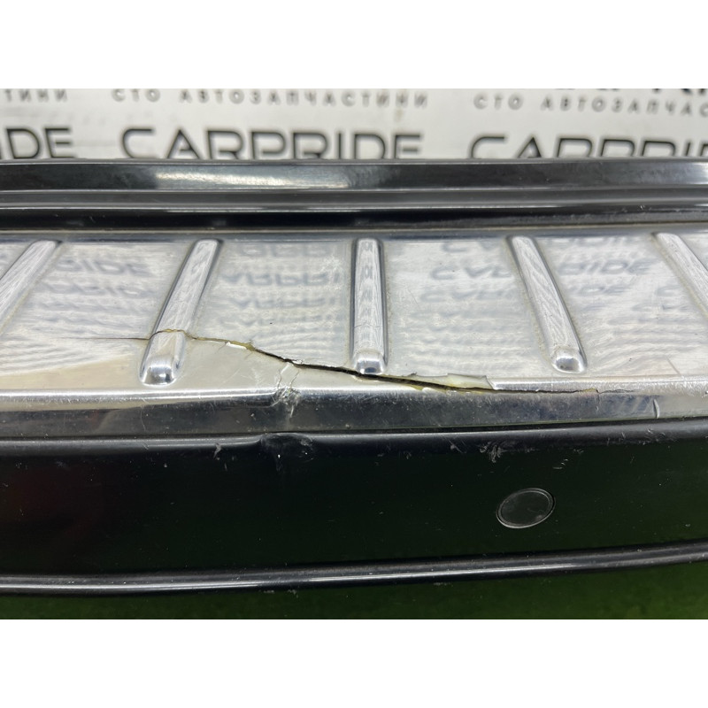 Бампер (наружные элементы кузова) Volkswagen Touareg NF 2011 3.0 CASA 7P6807417GRU