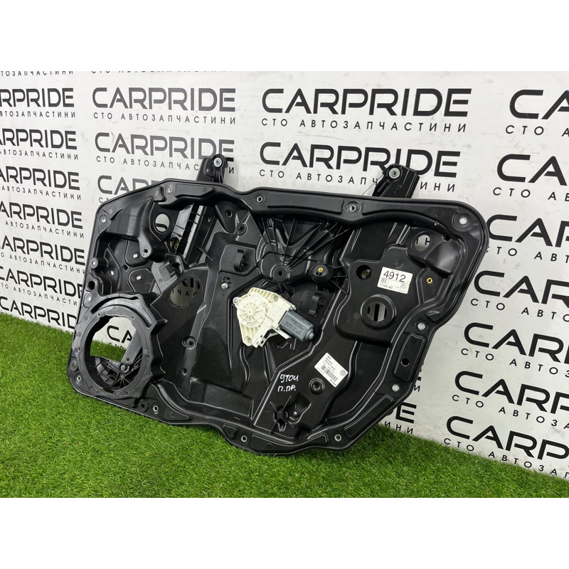 Механізм склопідйомника з мотором (кузов і елементи) Volkswagen Touareg NF 2011 3.0 CASA 7P6837462B