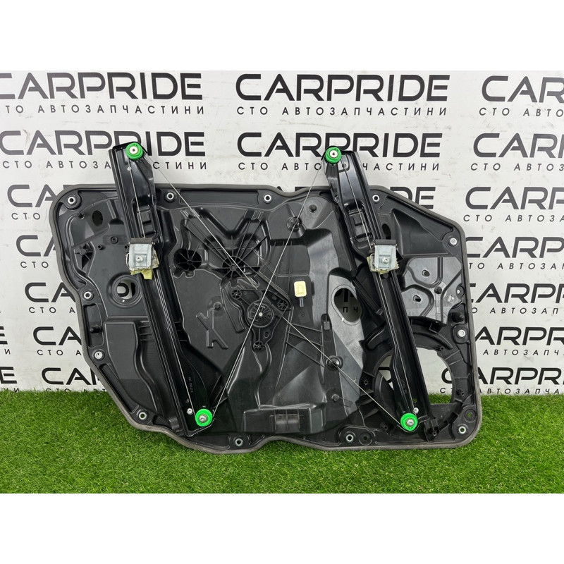 Механізм склопідйомника з мотором (кузов і елементи) Volkswagen Touareg NF 2011 3.0 CASA 7P6837462B
