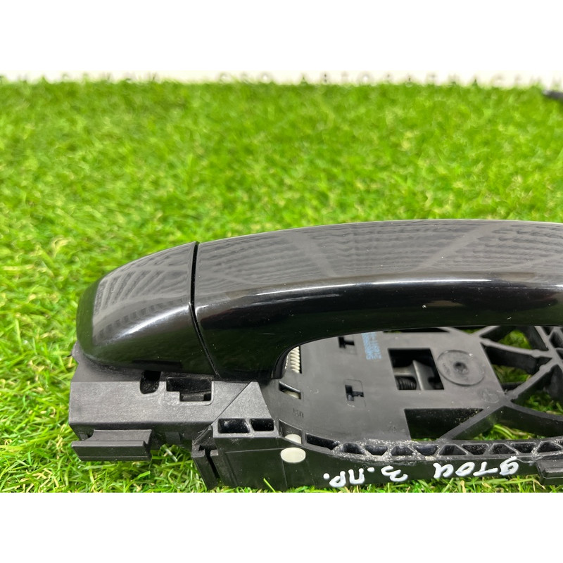 Ручка двери внешняя (кузов и элементы) Volkswagen Touareg NF 2011 3.0 CASA 7P6837206BGRU
