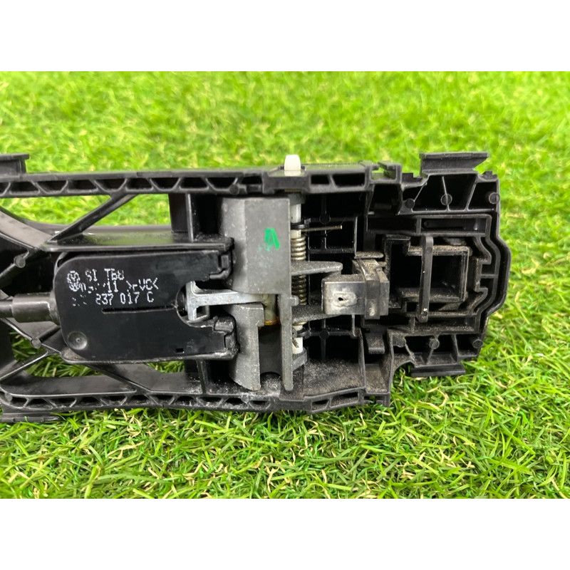 Ручка двери внешняя (кузов и элементы) Volkswagen Touareg NF 2011 3.0 CASA 7P6837206BGRU