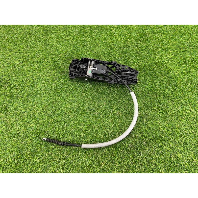 Ручка двері зовнішня (кузов і елементи) Volkswagen Touareg NF 2011 3.0 CASA 7P6837205BGRU