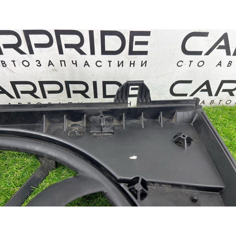 Вентилятор охлаждения радиатора (система охлаждения) Volkswagen Touareg NF 2011 3.0 CASA 7P0121203E