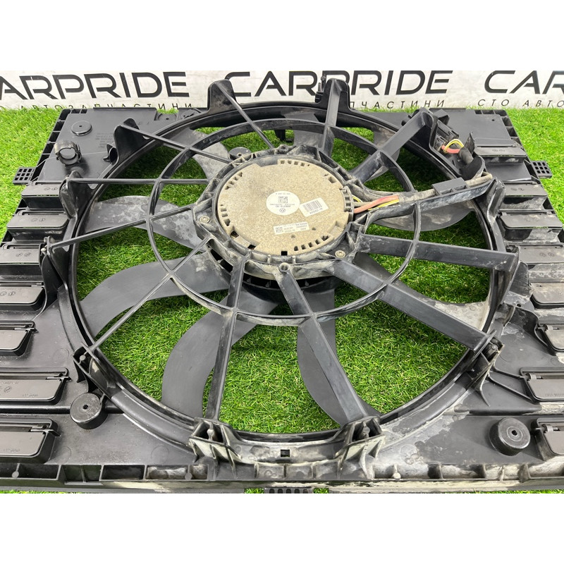 Вентилятор охлаждения радиатора (система охлаждения) Volkswagen Touareg NF 2011 3.0 CASA 7P0121203E