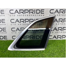 Форточка кузова