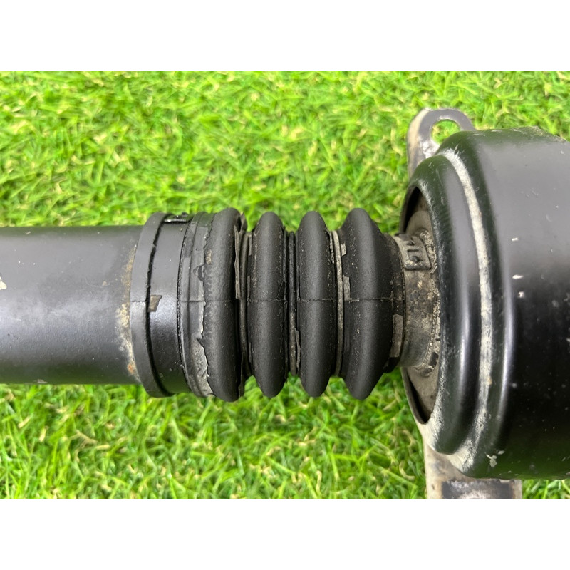 Карданный вал (трансмиссия) Volkswagen Touareg NF 2011 3.0 CASA 7P0521102P