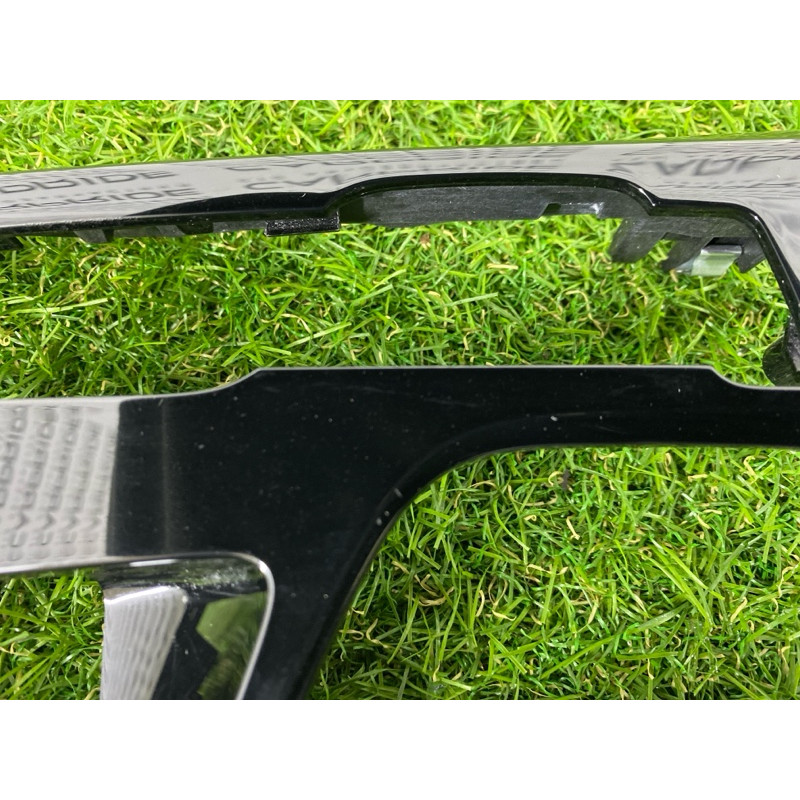 Декоративная накладка центральной консоли (салон) BMW 5-series G30 2017 2.0 B46B20 51169330688