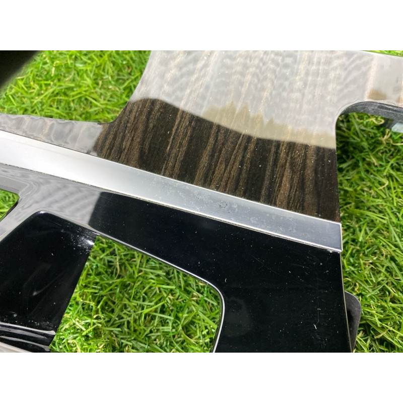 Декоративная накладка центральной консоли (салон) BMW 5-series G30 2017 2.0 B46B20 51169330688