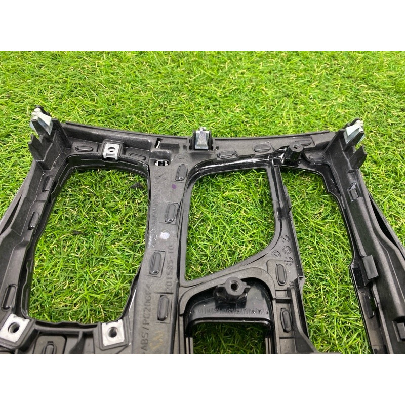 Декоративная накладка центральной консоли (салон) BMW 5-series G30 2017 2.0 B46B20 51169330688