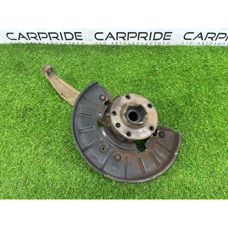 Поворотный кулак (подвеска) Volkswagen Touareg NF 2011 3.0 CASA 7P6407246A