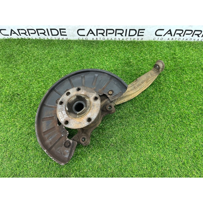 Поворотный кулак (подвеска) Volkswagen Touareg NF 2011 3.0 CASA 7P6407246A