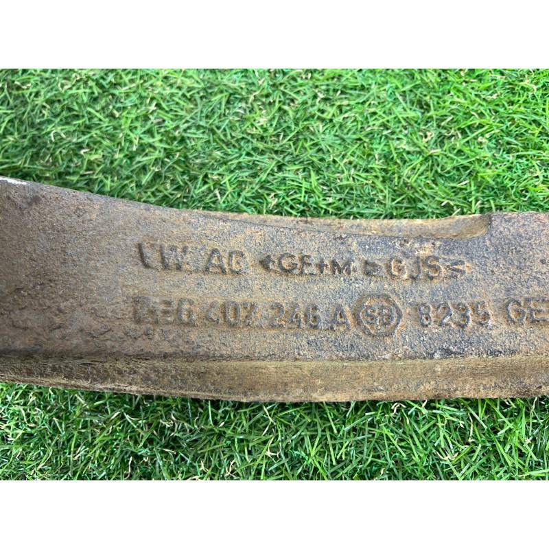 Поворотный кулак (подвеска) Volkswagen Touareg NF 2011 3.0 CASA 7P6407246A