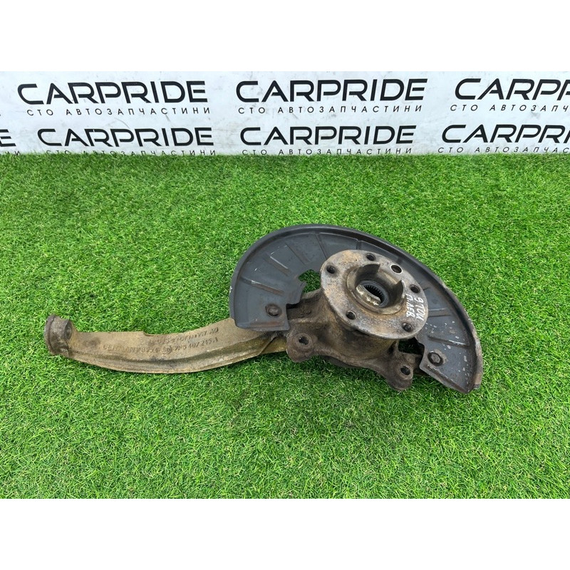 Поворотный кулак (подвеска) Volkswagen Touareg NF 2011 3.0 CASA 7P6407245A