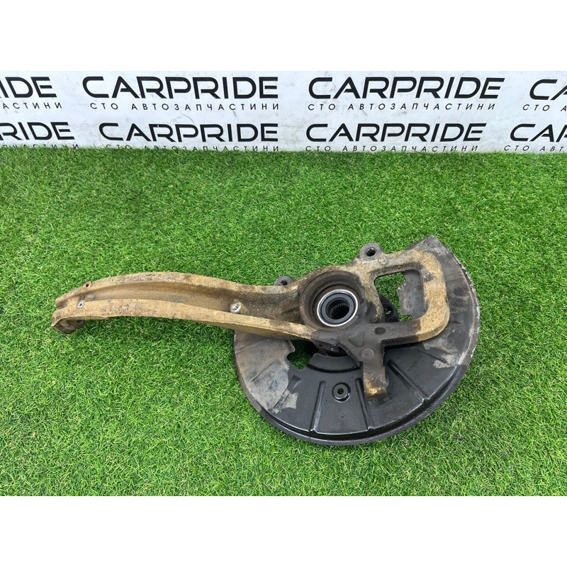 Поворотный кулак (подвеска) Volkswagen Touareg NF 2011 3.0 CASA 7P6407245A