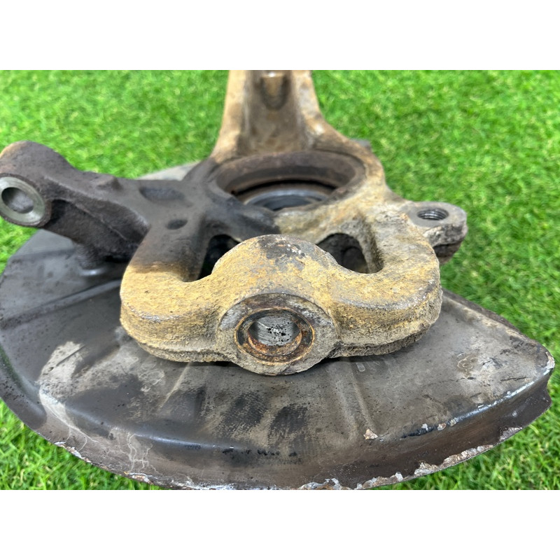 Поворотный кулак (подвеска) Volkswagen Touareg NF 2011 3.0 CASA 7P6407245A