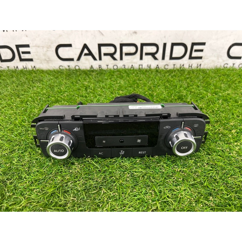 Блок управления климат-контролем (электрика / блоки управления) Volkswagen Touareg NF 2011 3.0 CASA 7P6907040AG