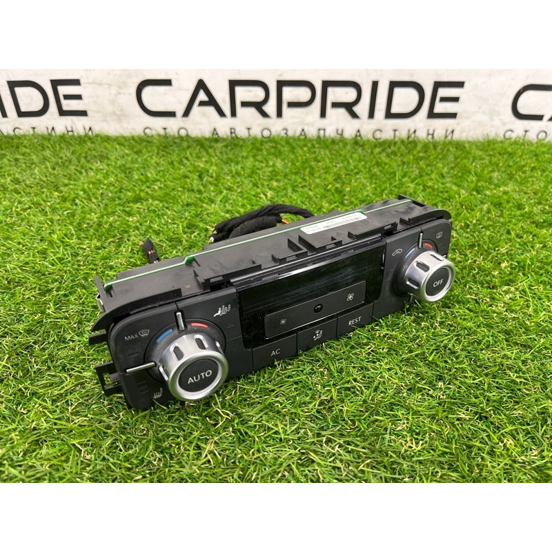 Блок управления климат-контролем (электрика / блоки управления) Volkswagen Touareg NF 2011 3.0 CASA 7P6907040AG