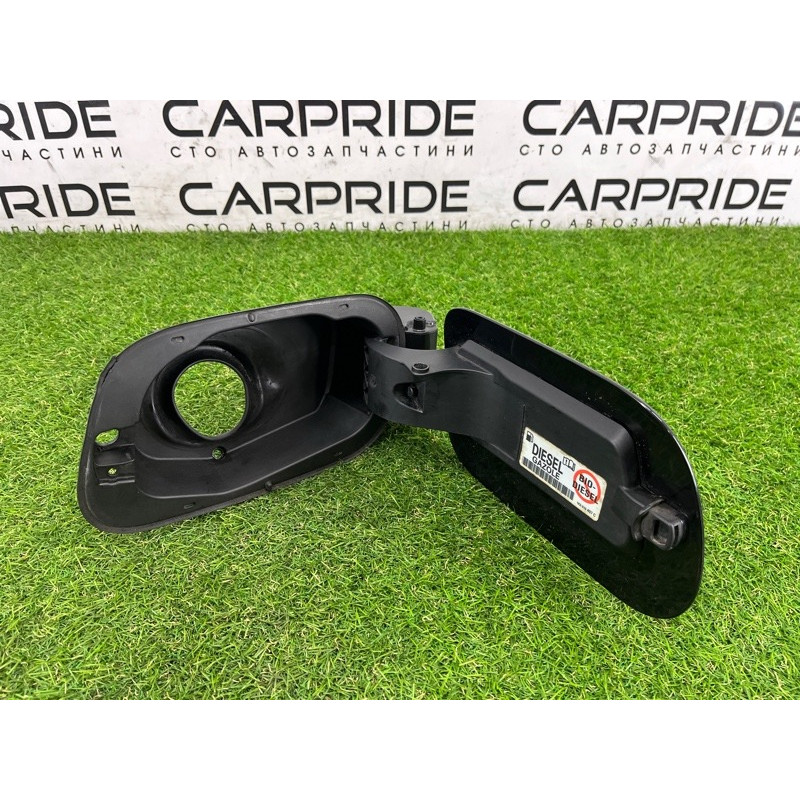 Лючок топливного бака (кузов и элементы) Volkswagen Touareg NF 2011 3.0 CASA 7P6809857A