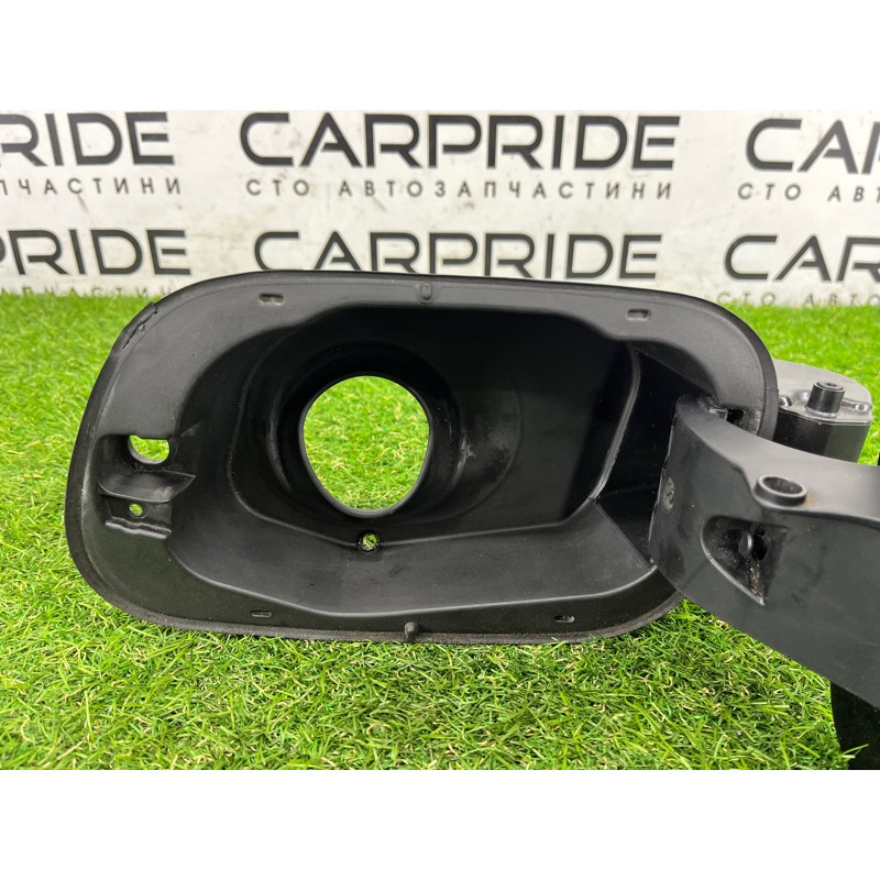 Лючок топливного бака (кузов и элементы) Volkswagen Touareg NF 2011 3.0 CASA 7P6809857A