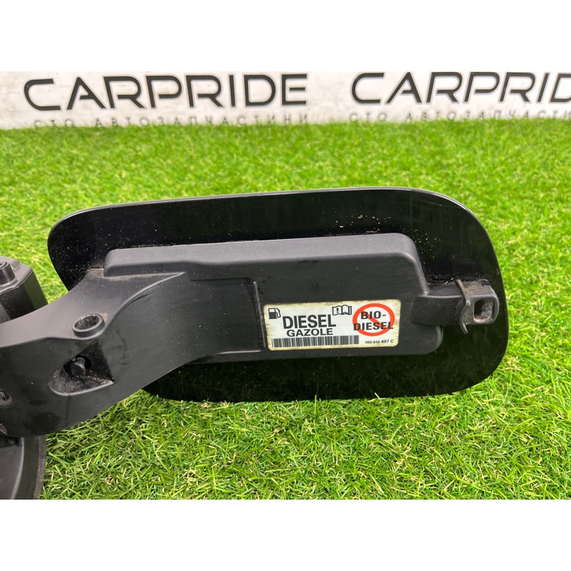 Лючок топливного бака (кузов и элементы) Volkswagen Touareg NF 2011 3.0 CASA 7P6809857A