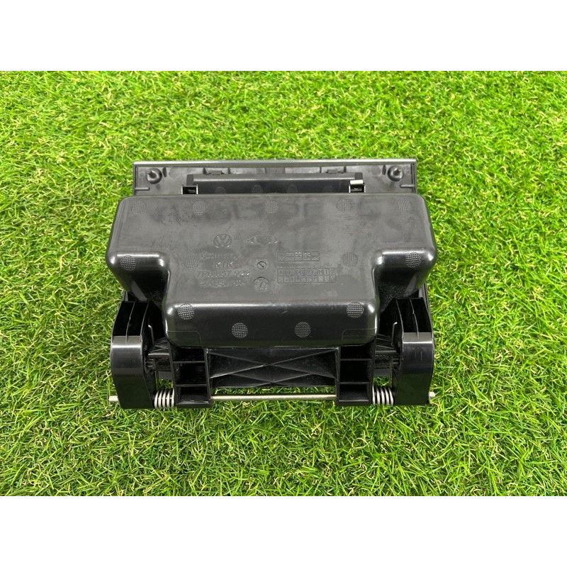 Бардачок торпеди (салон) Volkswagen Touareg NF 2011 3.0 CASA 7P6857922G81U