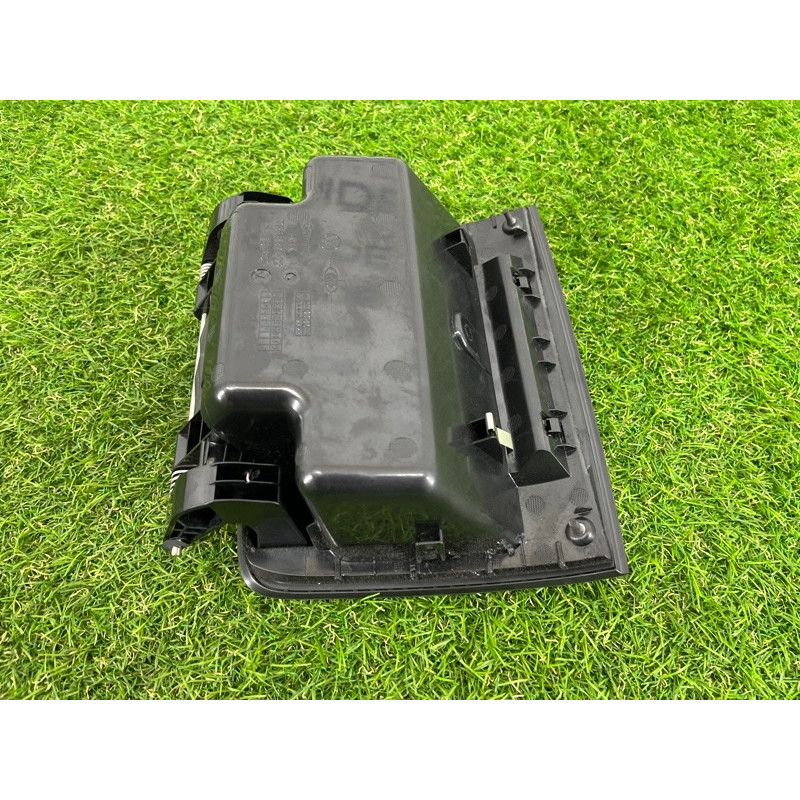 Бардачок торпеди (салон) Volkswagen Touareg NF 2011 3.0 CASA 7P6857922G81U